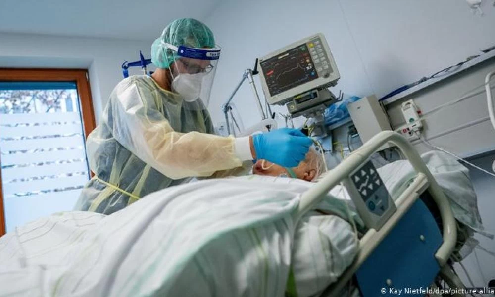Φθιώτιδα: Νεκρός στο σπίτι του ο γιος και ο πατέρας σε ΜΕΘ